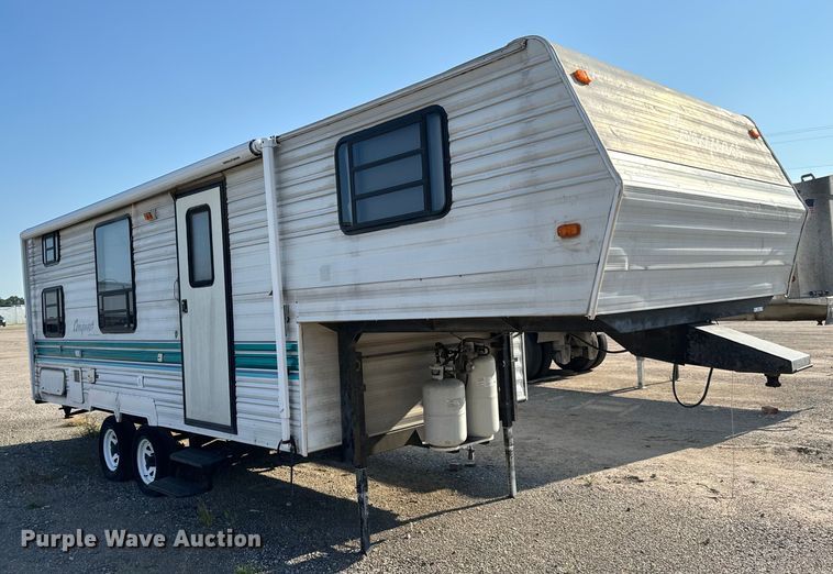 image for item NH9126 1996 Conquest  Gulf Stream camper