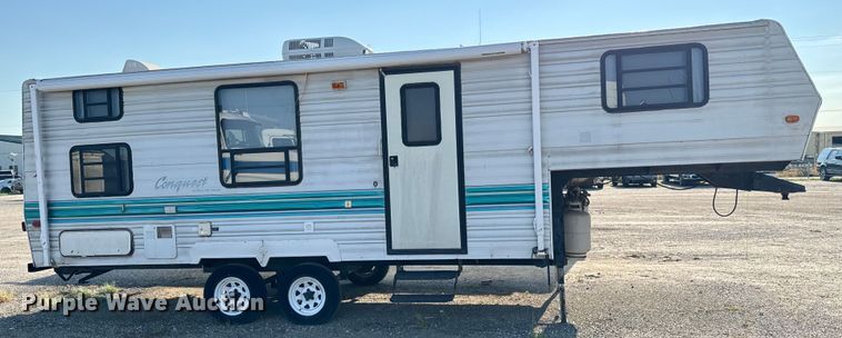 image for item NH9126 1996 Conquest  Gulf Stream camper