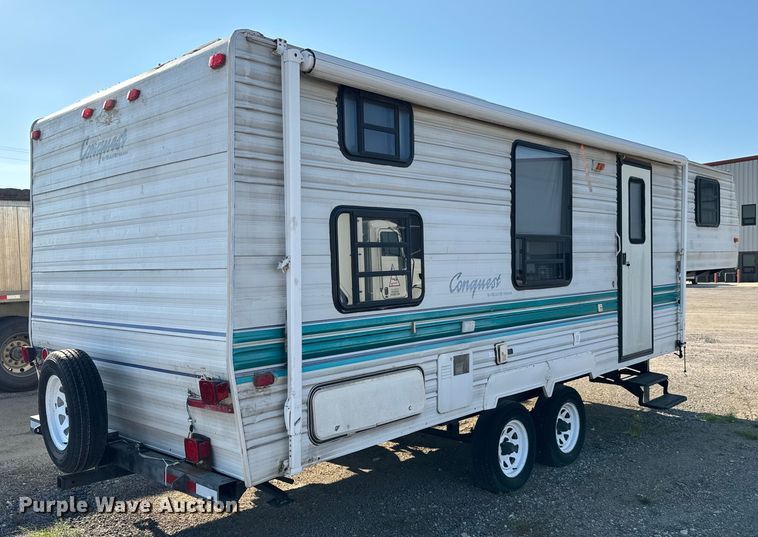 image for item NH9126 1996 Conquest  Gulf Stream camper