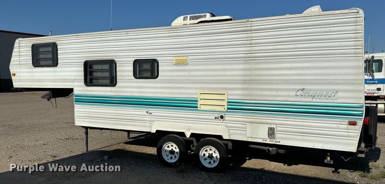 image for item NH9126 1996 Conquest  Gulf Stream camper