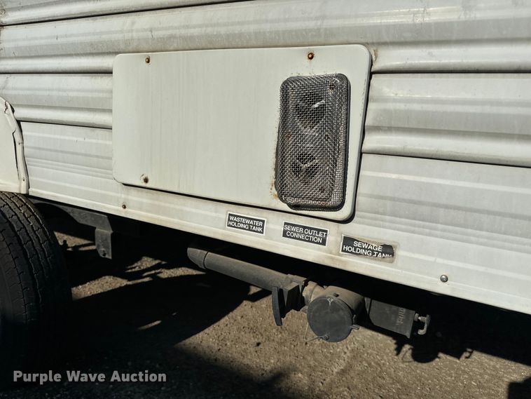 image for item NH9126 1996 Conquest  Gulf Stream camper