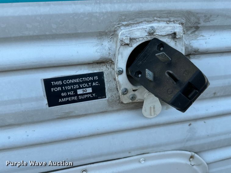 image for item NH9126 1996 Conquest  Gulf Stream camper