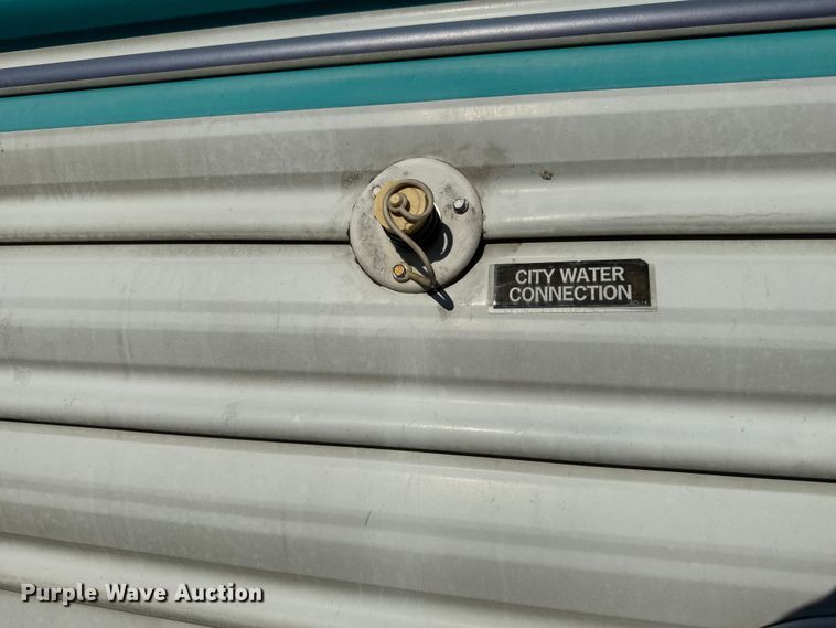 image for item NH9126 1996 Conquest  Gulf Stream camper