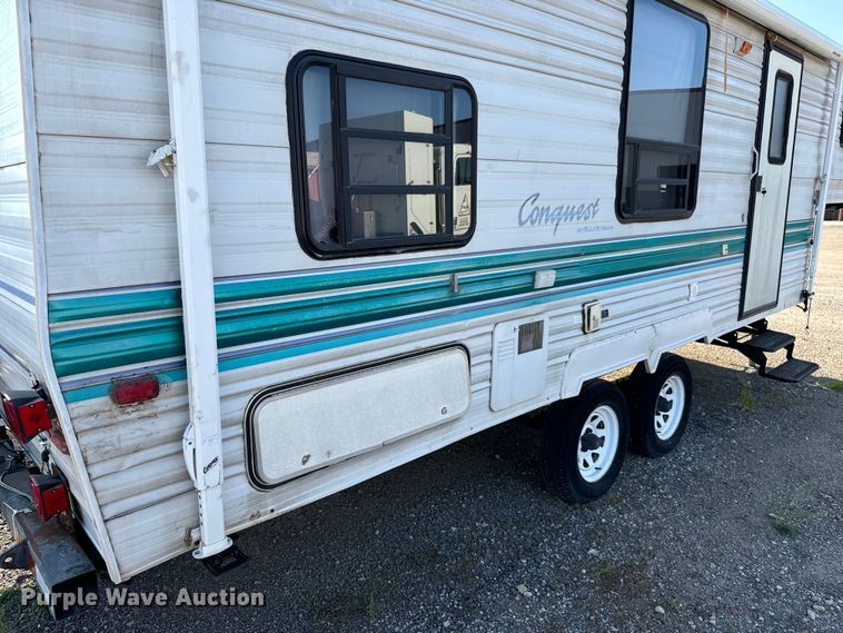 image for item NH9126 1996 Conquest  Gulf Stream camper