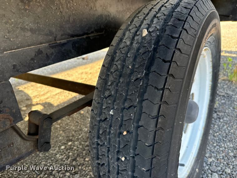 image for item NH9126 1996 Conquest  Gulf Stream camper