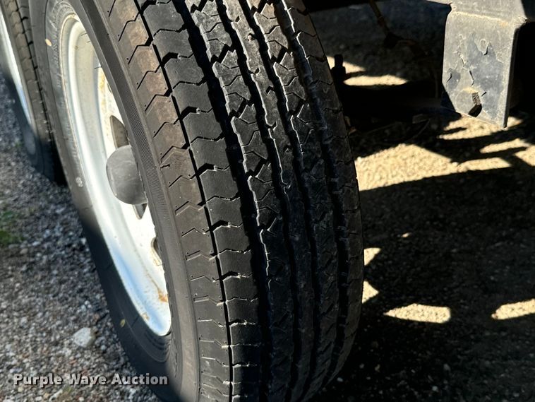 image for item NH9126 1996 Conquest  Gulf Stream camper