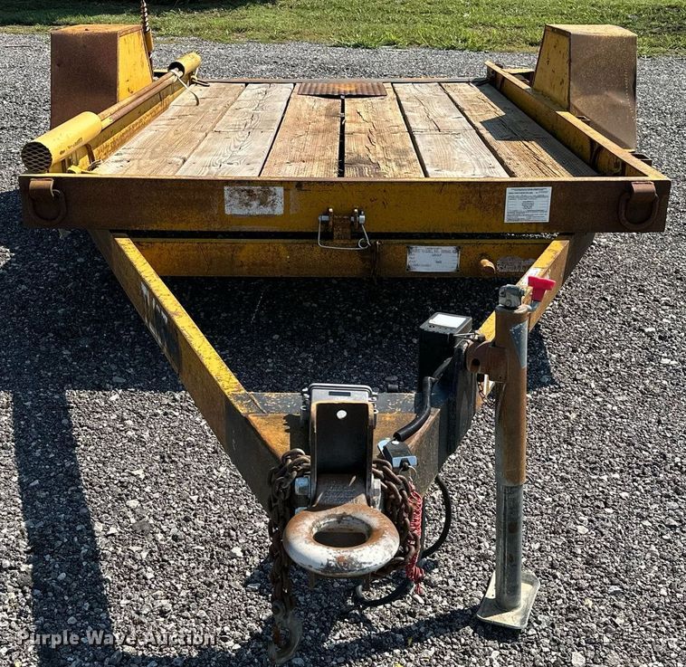 image for item NQ9350 1991 Fleming  tilt deck equipment trailer