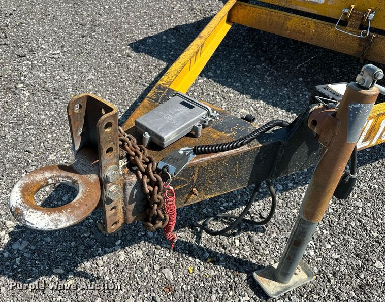 image for item NQ9350 1991 Fleming  tilt deck equipment trailer