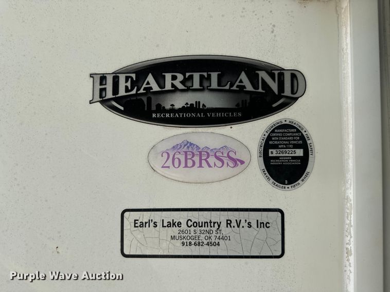 image for item NQ9731 2014 Heartland North Trail 26BRSS  camper