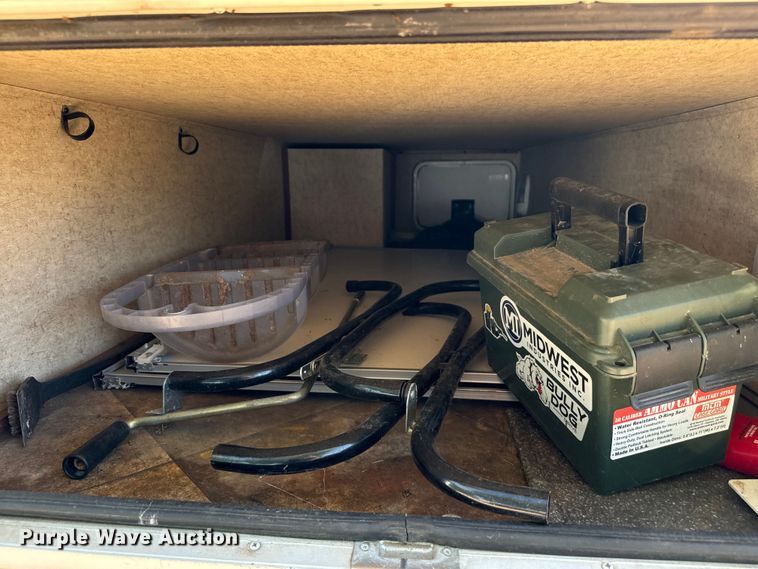 image for item NQ9731 2014 Heartland North Trail 26BRSS  camper