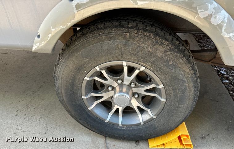 image for item NQ9731 2014 Heartland North Trail 26BRSS  camper