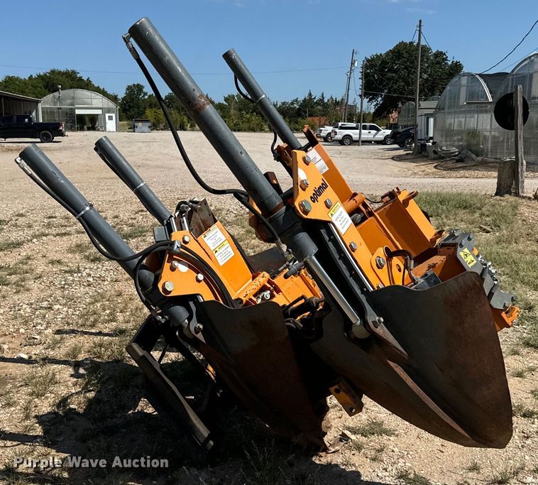 image for item NQ9742 Optimal 1100 skid steer tree spade