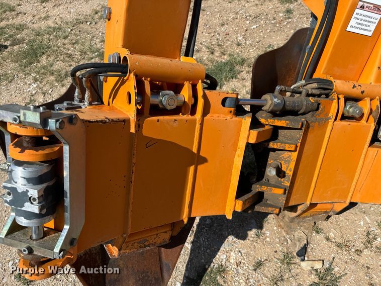 image for item NQ9742 Optimal 1100 skid steer tree spade