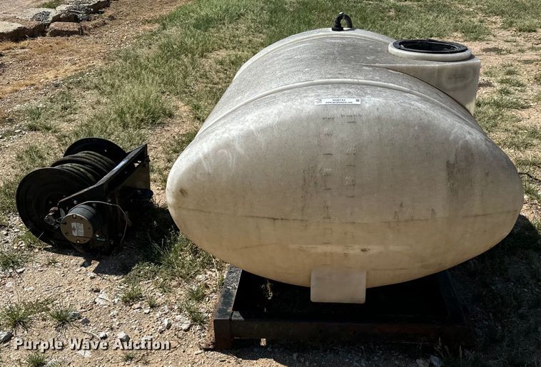 image for item NQ9743 Turf sprayer