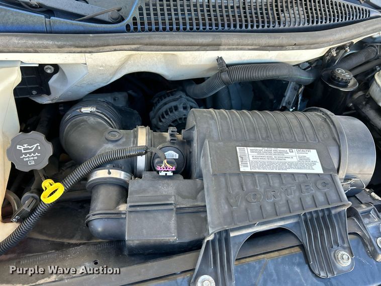 image for item NR9424 2007 Chevrolet Express 3500 box truck