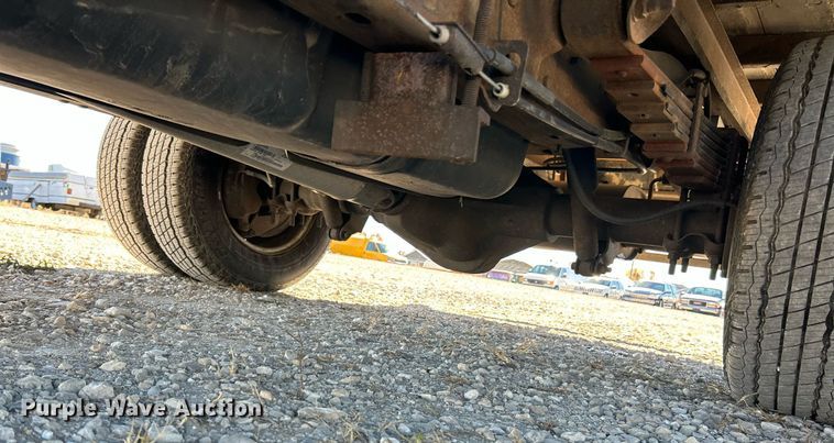 image for item NR9424 2007 Chevrolet Express 3500 box truck