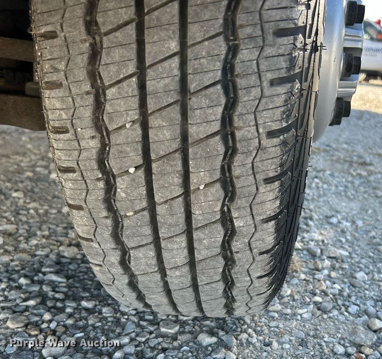 image for item NR9424 2007 Chevrolet Express 3500 box truck