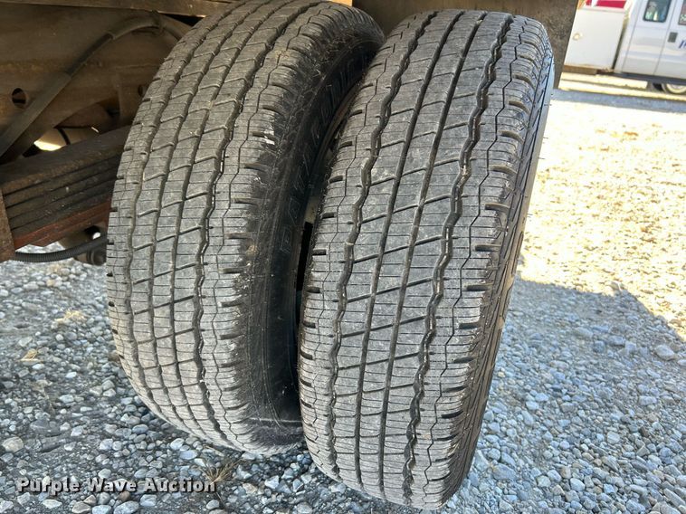 image for item NR9424 2007 Chevrolet Express 3500 box truck