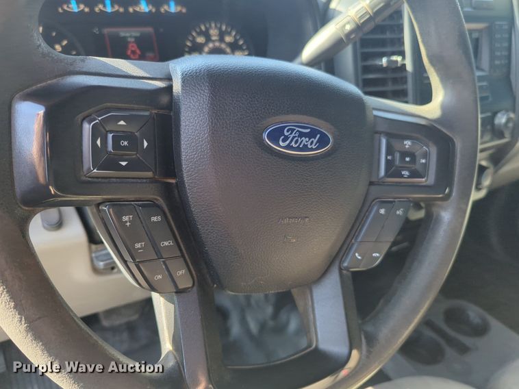 image for item NW9737 2017 Ford F150 SuperCab pickup truck