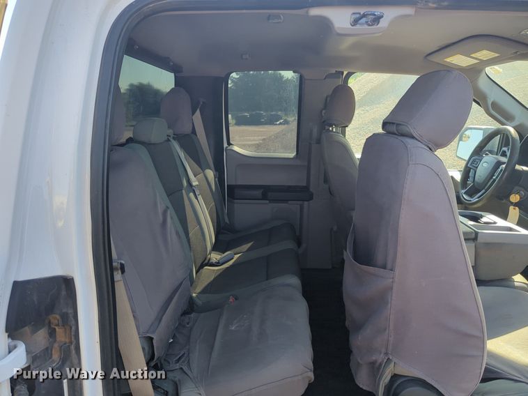 image for item NW9737 2017 Ford F150 SuperCab pickup truck