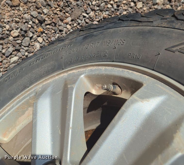 image for item NW9737 2017 Ford F150 SuperCab pickup truck