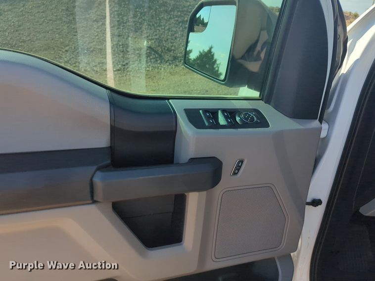 image for item NW9738 2020 Ford F150 XL SuperCrew pickup truck