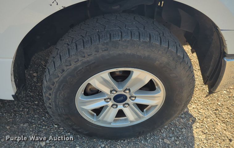 image for item NW9738 2020 Ford F150 XL SuperCrew pickup truck