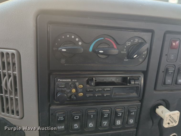 image for item NW9747 2008 International  Durastar  4300 tank truck