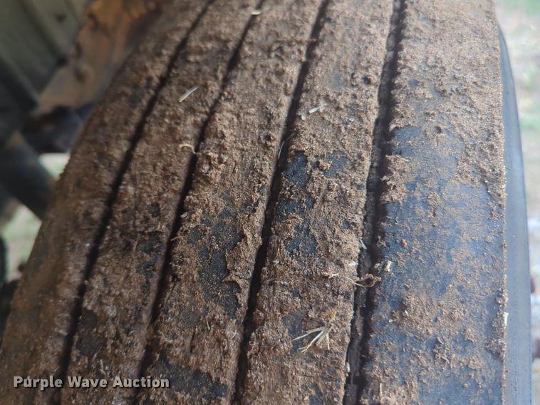 image for item NW9747 2008 International  Durastar  4300 tank truck