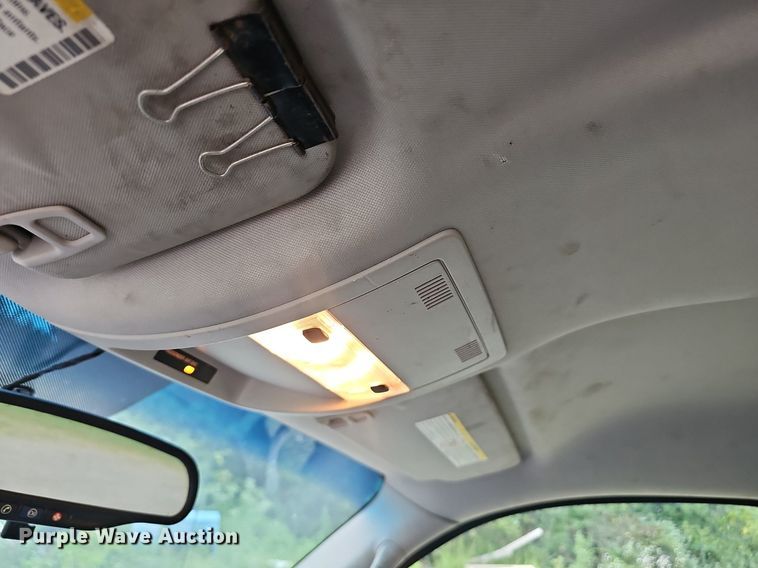 image for item NX9149 2008 Chevrolet Silverado 2500HD pickup truck cab and chassis