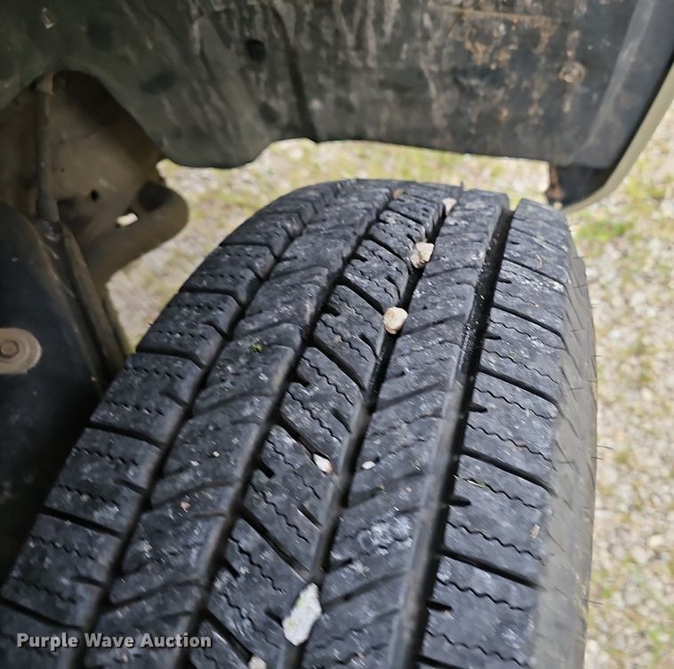 image for item NX9149 2008 Chevrolet Silverado 2500HD pickup truck cab and chassis