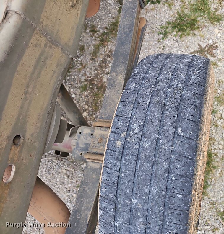 image for item NX9149 2008 Chevrolet Silverado 2500HD pickup truck cab and chassis