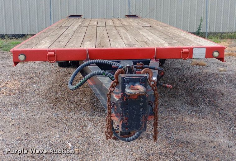 image for item NY9440 2000 Trail-eze equipment trailer