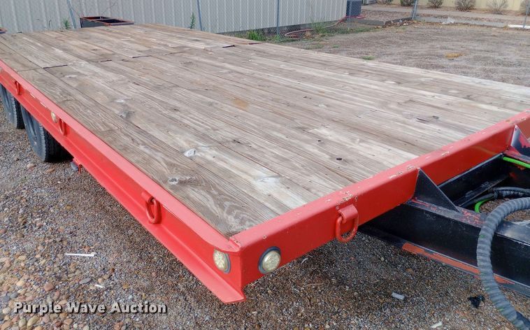 image for item NY9440 2000 Trail-eze equipment trailer