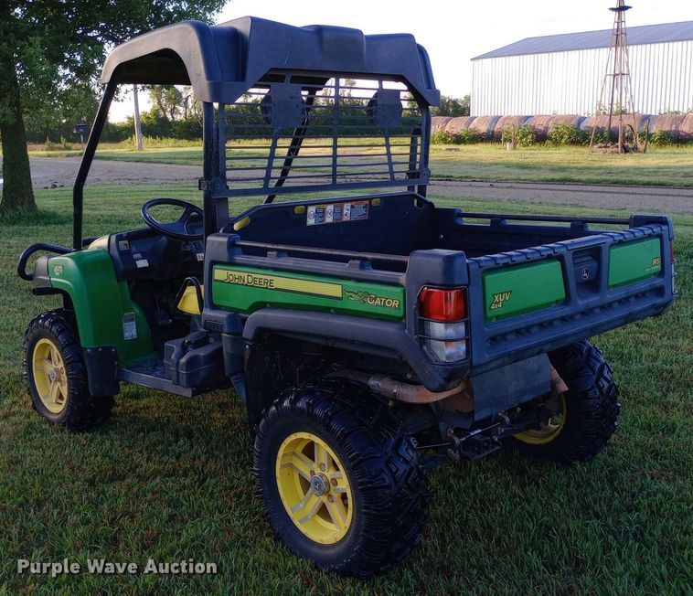 image for item NY9475 2013 John Deere 825i Gator utility vehicle