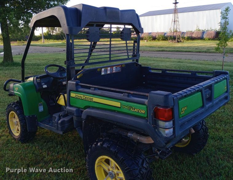 image for item NY9475 2013 John Deere 825i Gator utility vehicle