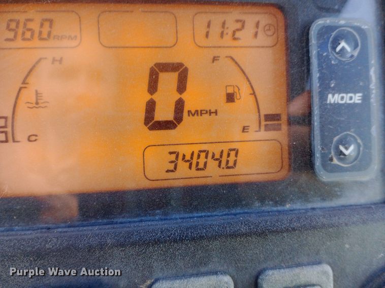 image for item NY9475 2013 John Deere 825i Gator utility vehicle