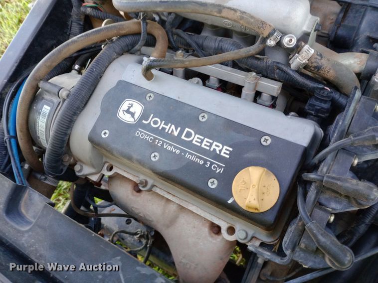 image for item NY9475 2013 John Deere 825i Gator utility vehicle