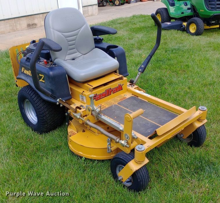 image for item NY9483 2004 Hustler Fastrak Z ZTR lawn mower