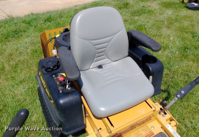 image for item NY9483 2004 Hustler Fastrak Z ZTR lawn mower