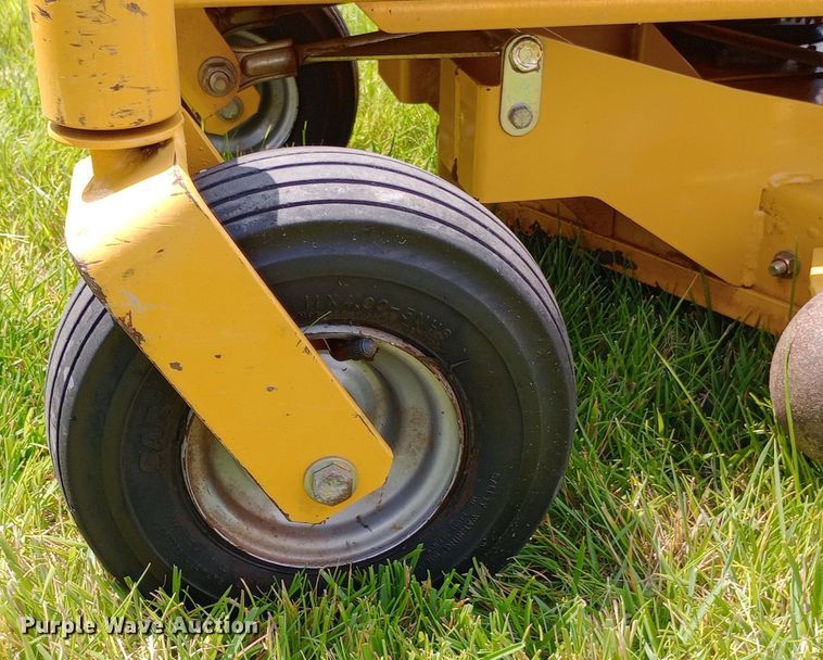 image for item NY9483 2004 Hustler Fastrak Z ZTR lawn mower