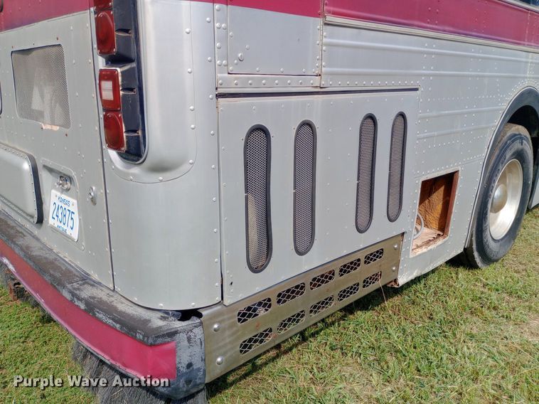image for item NY9498 1978 AMGN Greyhound  RV