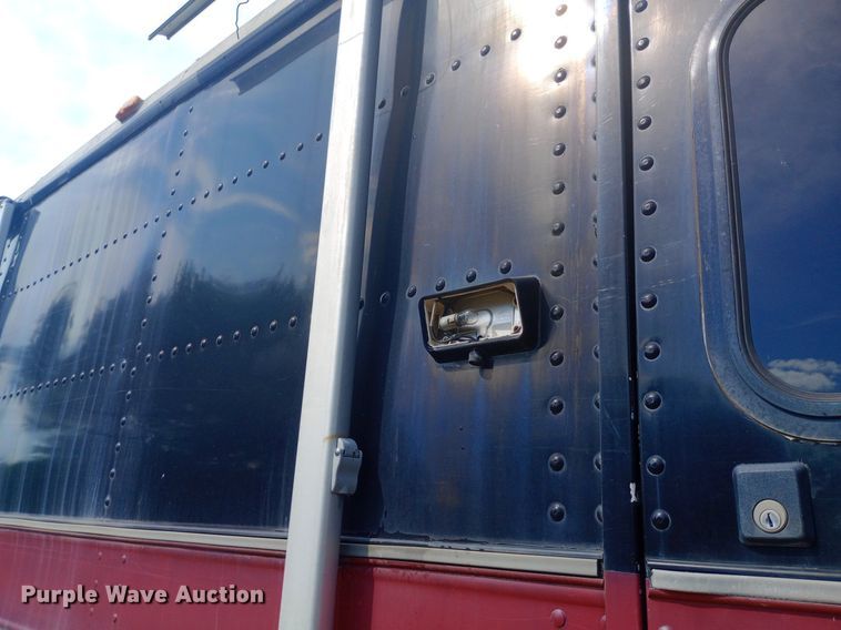 image for item NY9498 1978 AMGN Greyhound  RV