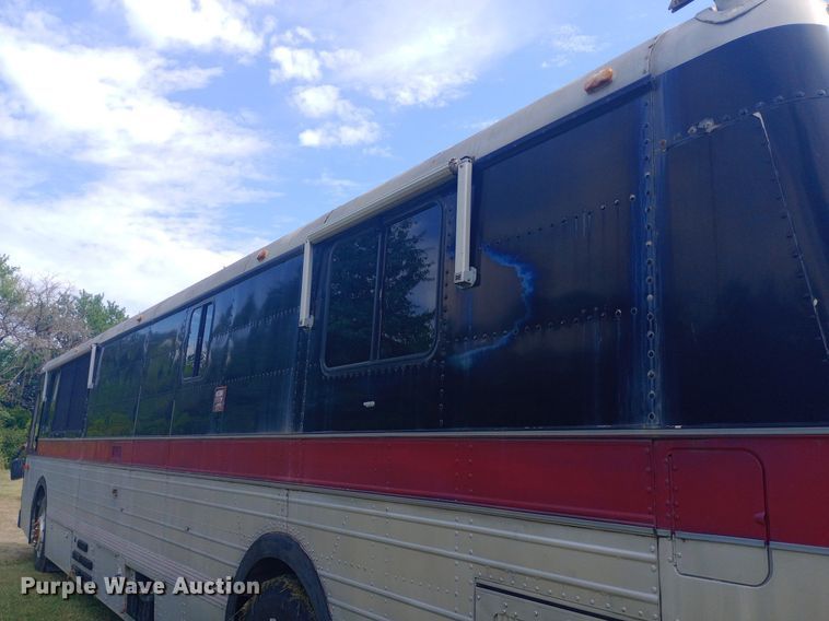 image for item NY9498 1978 AMGN Greyhound  RV