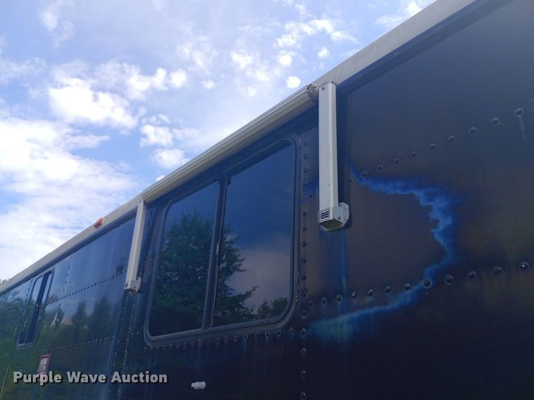 image for item NY9498 1978 AMGN Greyhound  RV