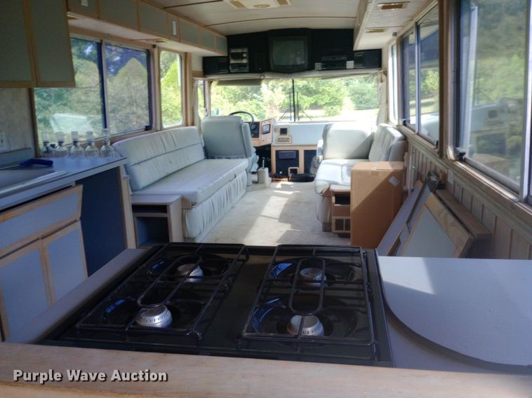 image for item NY9498 1978 AMGN Greyhound  RV