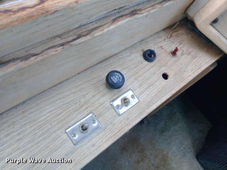 image for item NY9498 1978 AMGN Greyhound  RV