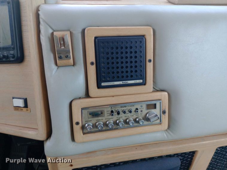 image for item NY9498 1978 AMGN Greyhound  RV