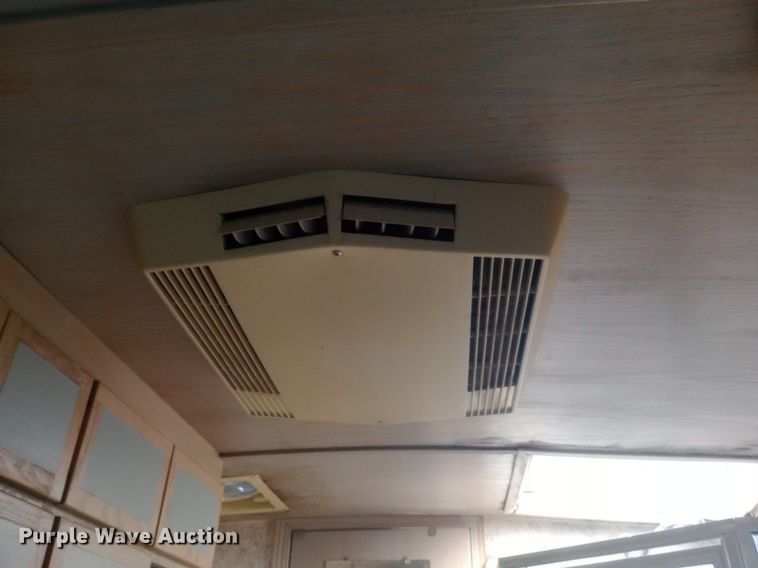 image for item NY9498 1978 AMGN Greyhound  RV