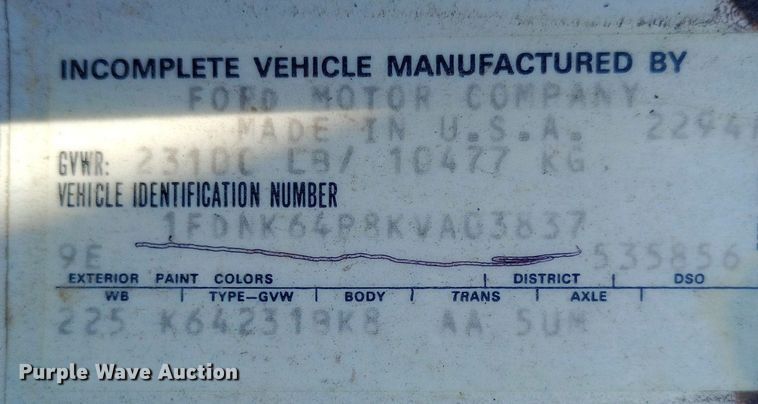 image for item NY9500 1989 Ford  F600 flatbed truck